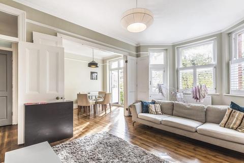 3 bedroom flat for sale, Trouville Road, Clapham