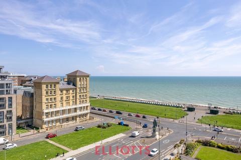 3 bedroom apartment for sale, Ashley Court, Grand Avenue, Hove