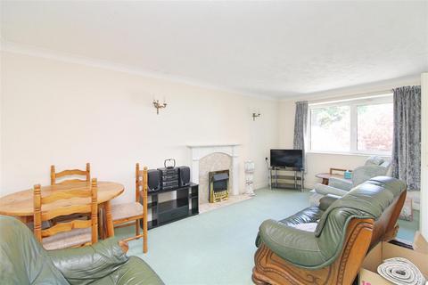 1 bedroom apartment for sale, Amber Court, Holland Road, Hove