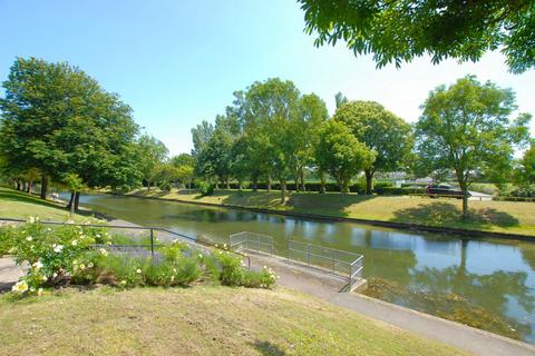 5 bedroom end of terrace house for sale, The Avenue, Hythe, CT21