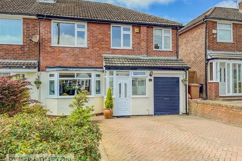 4 bedroom semi-detached house for sale, Downshaw Road, Ashton-under-Lyne, Greater Manchester, OL7