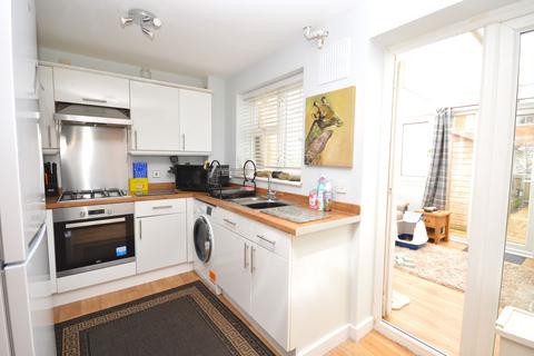 2 bedroom terraced house for sale, Vickers Close, Folkestone CT18