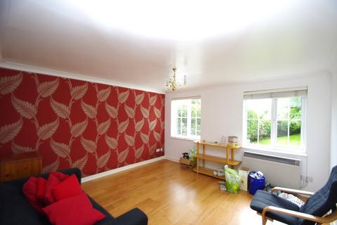 1 bedroom flat to rent, Holm Oak Park, Hagden Lane, WATFORD, WD18