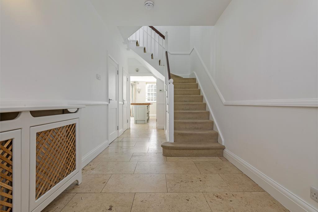 HALLWAY &amp; ENTRANCE