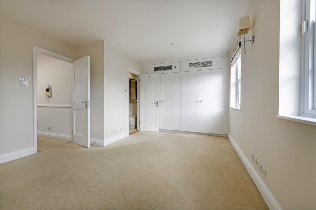 Second bedroom