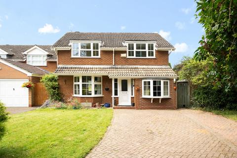 3 bedroom detached house for sale, Windmill Drive, Croxley Green, Rickmansworth