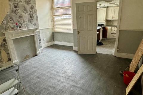 2 bedroom terraced house for sale, Lowton Avenue, Manchester
