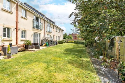 2 bedroom flat for sale, Shirehampton, Bristol BS11