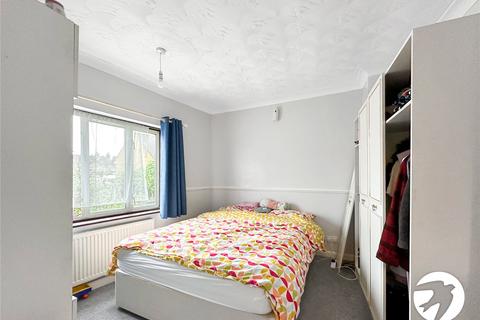 3 bedroom end of terrace house for sale, Shortlands Road, Sittingbourne, Kent, ME10