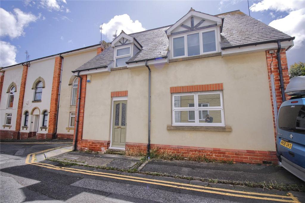 High Street, MarskebytheSea 1 bed flat £595 pcm (£137 pw)