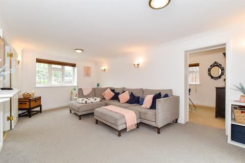 3 bedroom semi-detached house for sale, Cissbury Avenue, Worthing, West Sussex