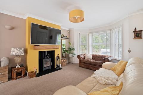 4 bedroom detached house for sale, Bridge Road, Bursledon, Southampton, Hampshire. SO31 8AH