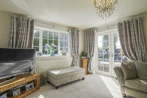 1 Burnham Close, Weston-super-mare, BS24 9LE