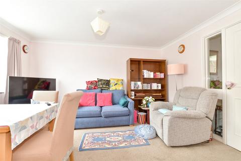 1 bedroom flat for sale, Loxford Court, Cranleigh, Surrey