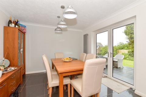 5 bedroom detached house for sale, Kingsgate Avenue, Broadstairs, Kent