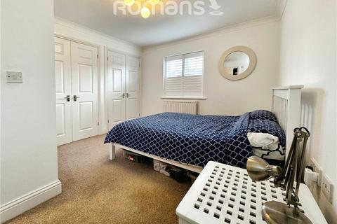 undefined, Alford Close, Sandhurst, Berkshire