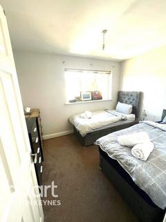 4 bedroom end of terrace house for sale, London Road, Loughton
