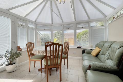4 Cannock Close, Ellistown, Coalville, LE67 1EX