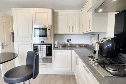4 Cannock Close, Ellistown, Coalville, LE67 1EX