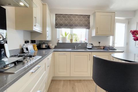 4 Cannock Close, Ellistown, Coalville, LE67 1EX
