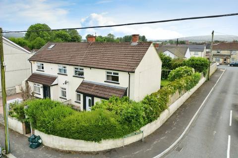 4 bedroom semi-detached house for sale, Lower Glyn Gwyn Street, Caerphilly CF83