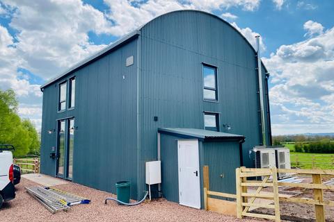 3 bedroom barn conversion to rent, Bosbury, Ledbury, HR8