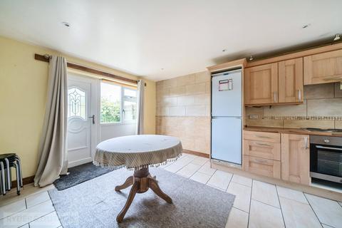 65 Dudley Crescent, Halifax, HX2 8LD