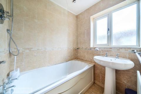 65 Dudley Crescent, Halifax, HX2 8LD