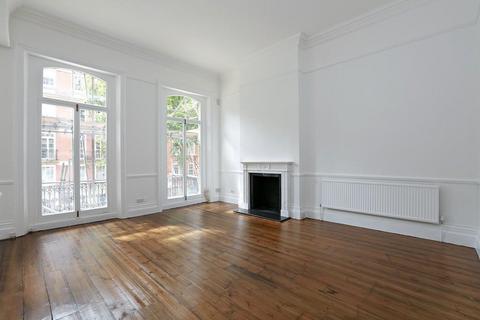 3 bedroom flat to rent, Old Brompton Road, Earls Court, London, SW5