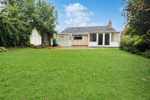 3 bedroom detached bungalow for sale, Amberley Close, Wivenhoe, Colchester, CO7