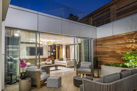 undefined, Lyndhurst Gardens, London, NW3