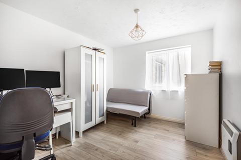 2 bedroom flat for sale, Reading,  Berkshire,  RG30