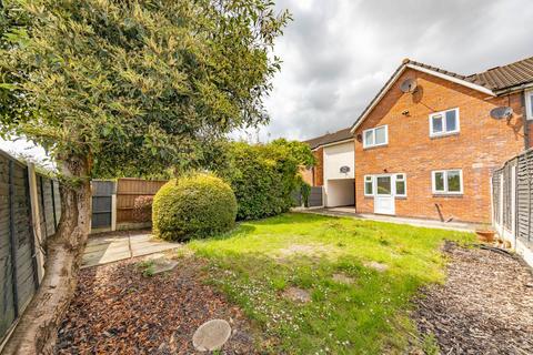 22 Abbey Close, Croft, Warrington, WA3 7EQ
