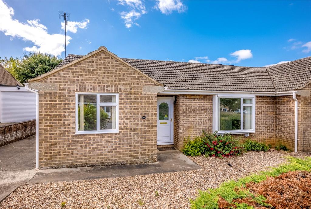 Sandringham Road, Banbury OX17 2 bed bungalow for sale £250,000