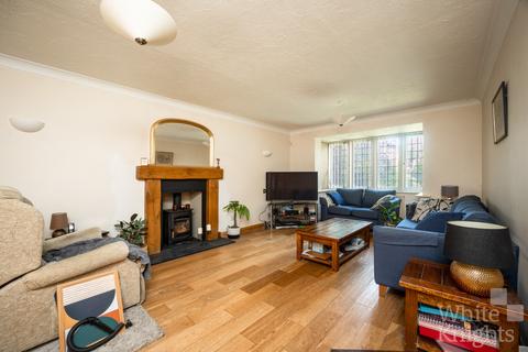 199 Hyde End Road, Spencers Wood, Reading, RG7 1BU