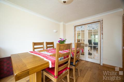 199 Hyde End Road, Spencers Wood, Reading, RG7 1BU