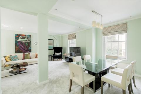 4 bedroom flat for sale, The Lodge, Kensington Park Gardens, London, W11