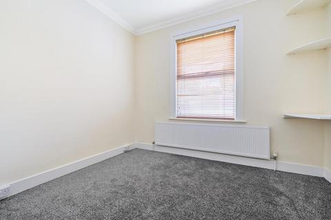 2 bedroom maisonette for sale, East Barnet Village,  Barnet,  EN4