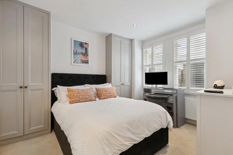 1 bedroom flat for sale, Reporton Road, London