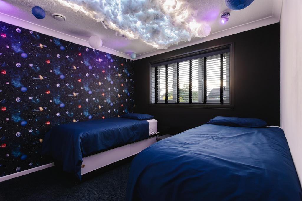 Bedroom2