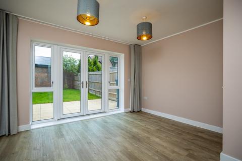 3 bedroom townhouse for sale, Lime Grove, Reading RG2