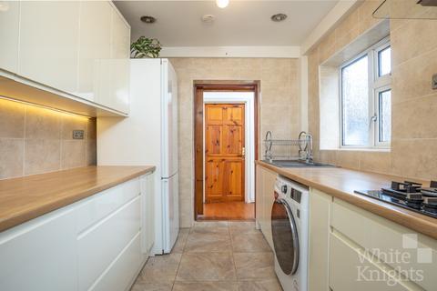 3 bedroom semi-detached house for sale, London Road, Reading RG6