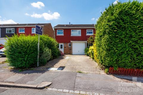 3 bedroom semi-detached house for sale, Salford Close, Reading RG2