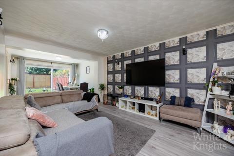 3 bedroom semi-detached house for sale, Salford Close, Reading RG2