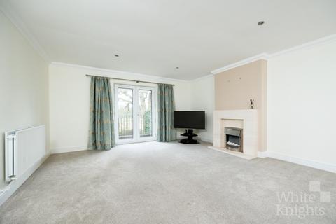 2 bedroom flat for sale, Bonhomie Court, Hurst RG10