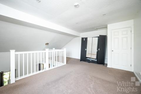 19 Alderfield Close, Theale, Reading, RG7 5AF