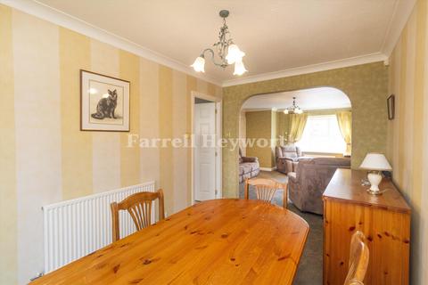 17 Beachcomber Drive, Thornton-cleveleys, FY5 1FD