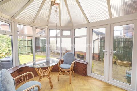 17 Beachcomber Drive, Thornton-cleveleys, FY5 1FD
