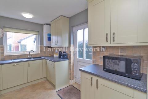 17 Beachcomber Drive, Thornton-cleveleys, FY5 1FD