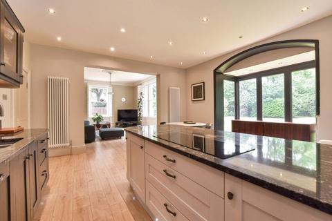 84b Ackers Road, Stockton Heath, Warrington, WA4 2EA